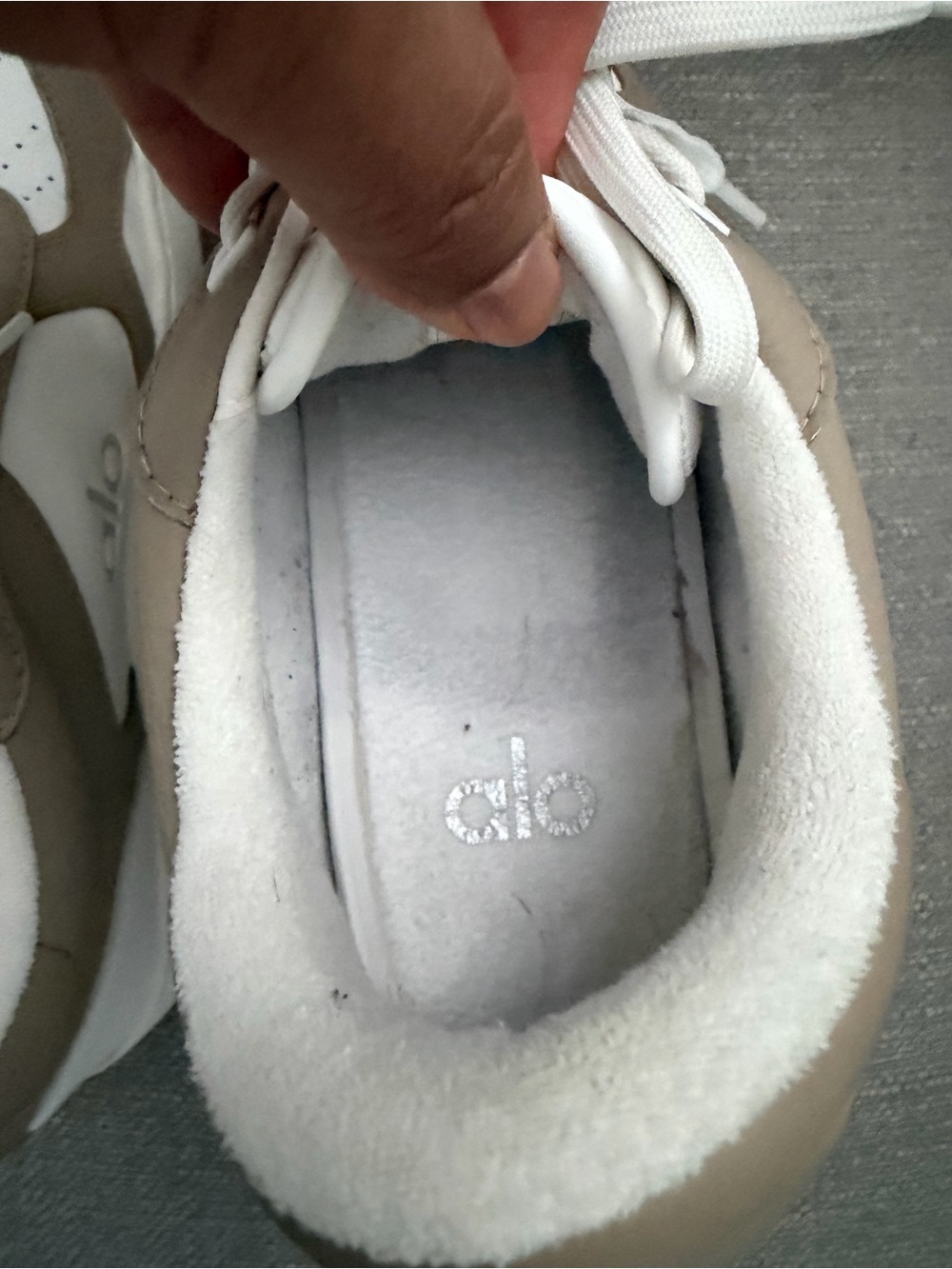 ALO Yoga Low-Top Sneakers in Tan and White - Picture 6 of 8